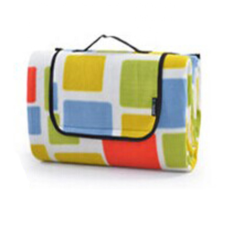 Stor campingmatte med vanntett rygg for piknikhåndtak